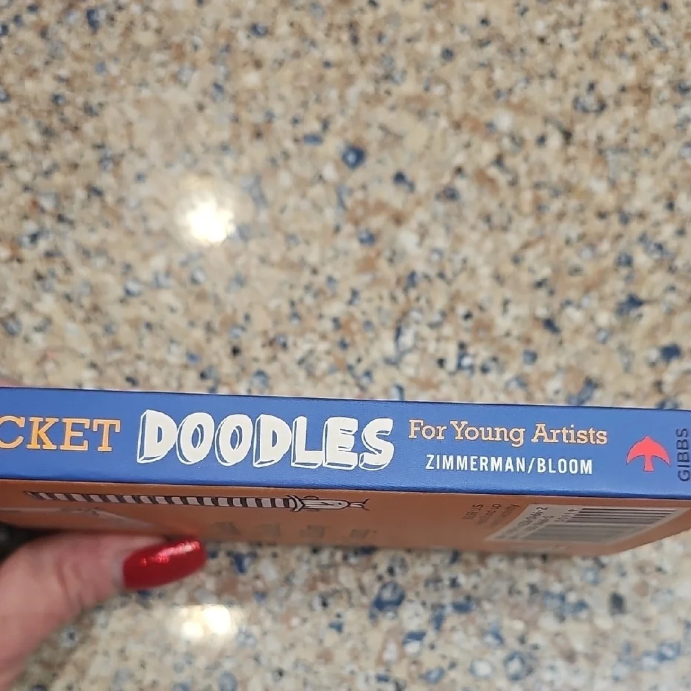 Pocket Doodles Book NWOT for Young Artists - Orange